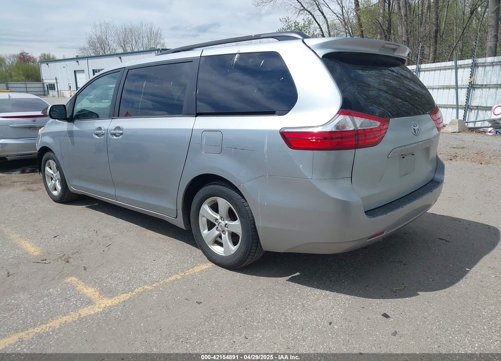 2015 TOYOTA SIENNA LE 8 PASSENGER VIN: 5TDKK3DC2FS601019