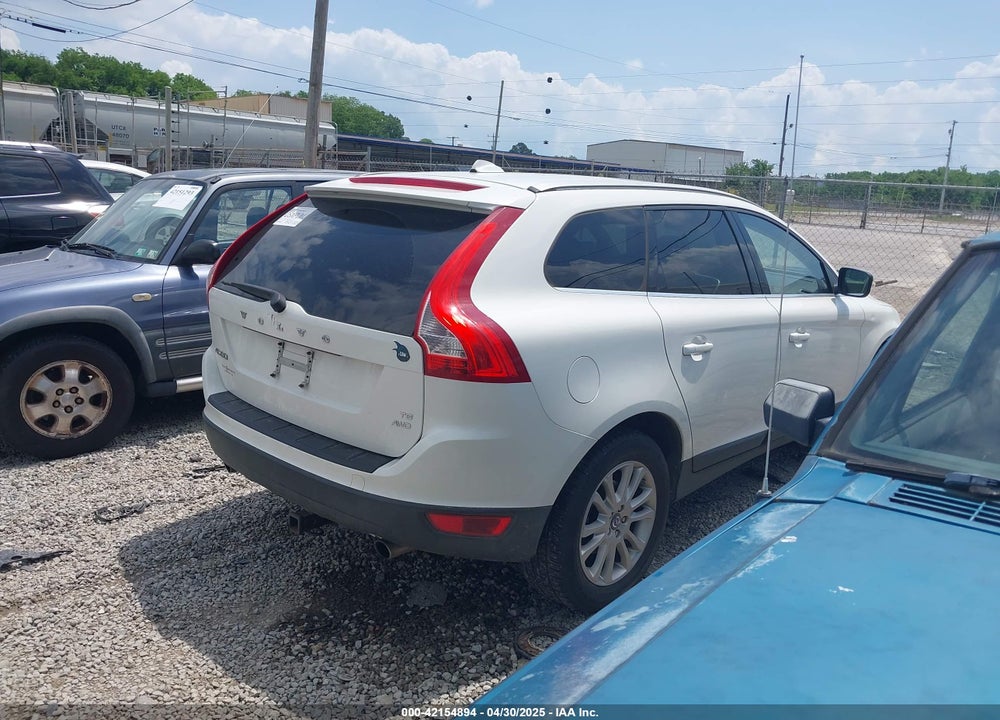 2010 VOLVO XC60 VIN: YV4992DZ0A2029275