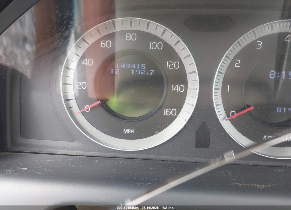 2010 VOLVO XC60 VIN: YV4992DZ0A2029275