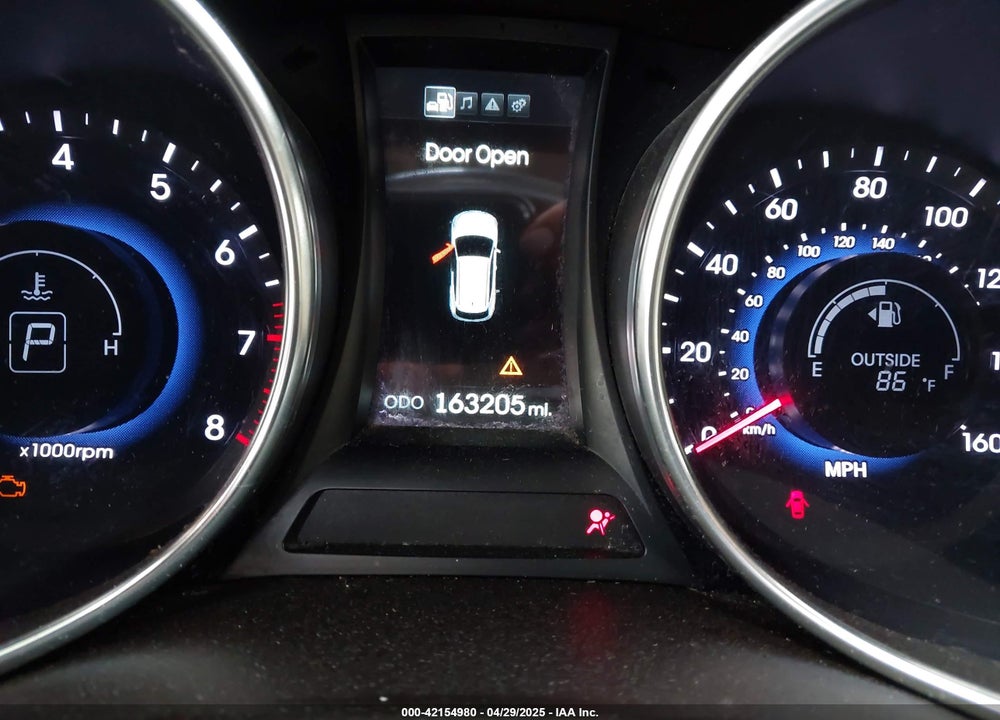 2014 HYUNDAI SANTA FE SPORT VIN: 5XYZU3LB8EG133651