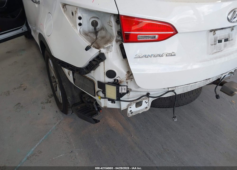 2014 HYUNDAI SANTA FE SPORT VIN: 5XYZU3LB8EG133651