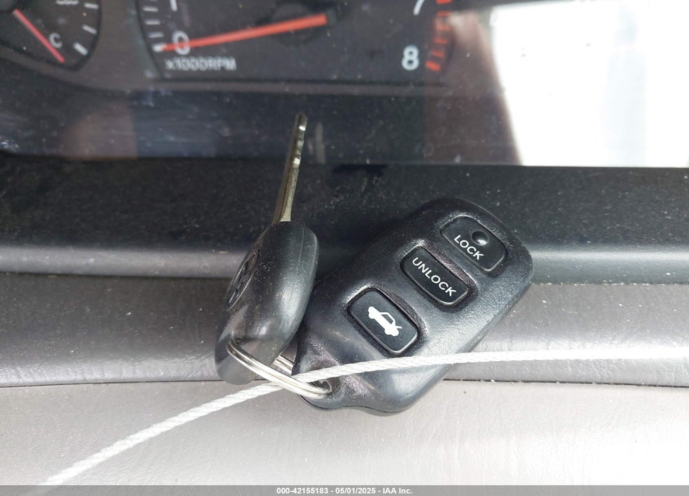 2004 TOYOTA AVALON XLS VIN: 4T1BF28B94U390227