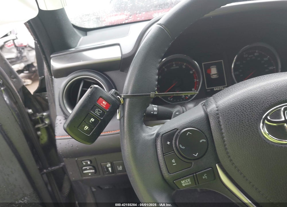 2017 TOYOTA RAV4 VIN: 2T3JFREV7HW669529