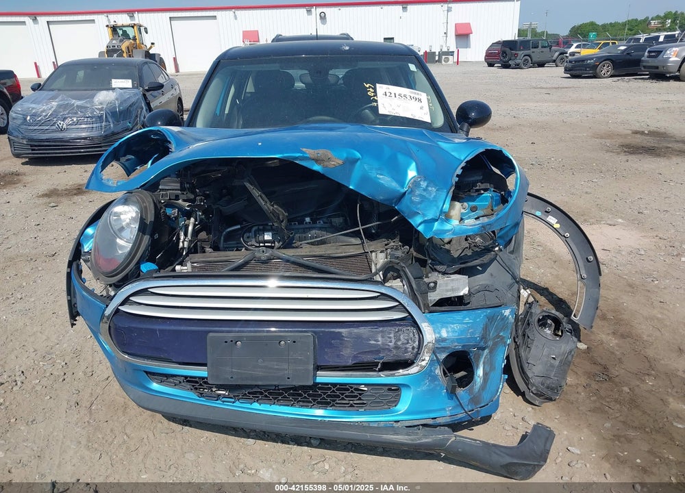 2015 MINI COOPER VIN: WMWXS5C56FT831505