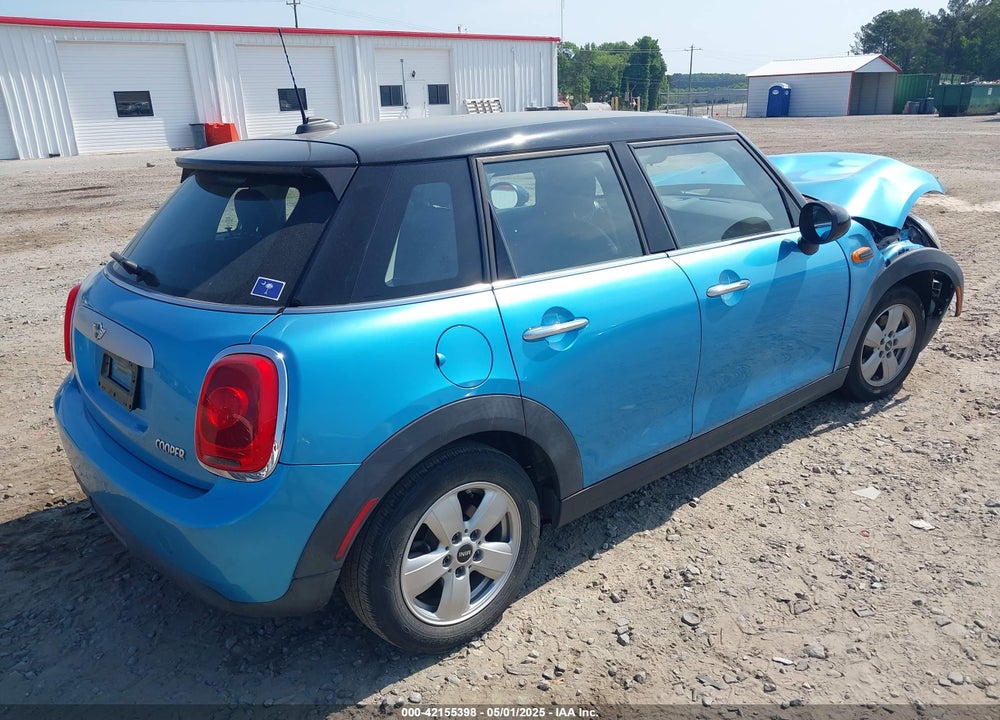 2015 MINI COOPER VIN: WMWXS5C56FT831505