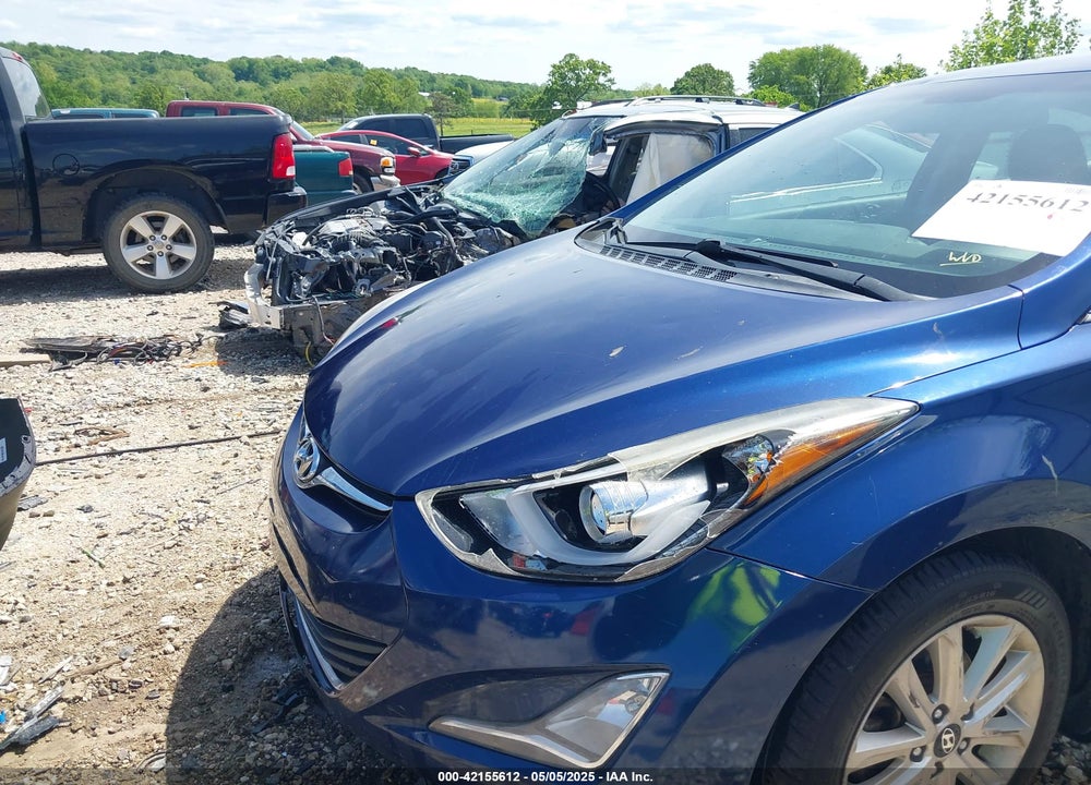 2015 HYUNDAI ELANTRA VIN: 5NPDH4AE7FH592603