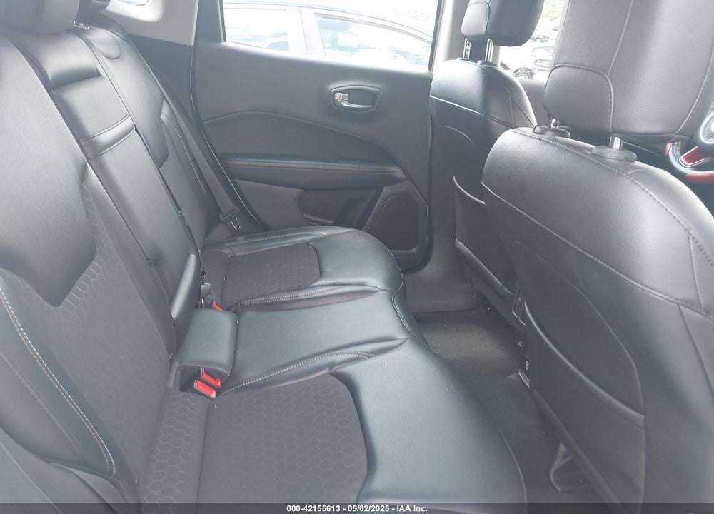 2018 JEEP COMPASS VIN: 3C4NJCBB2JT105839