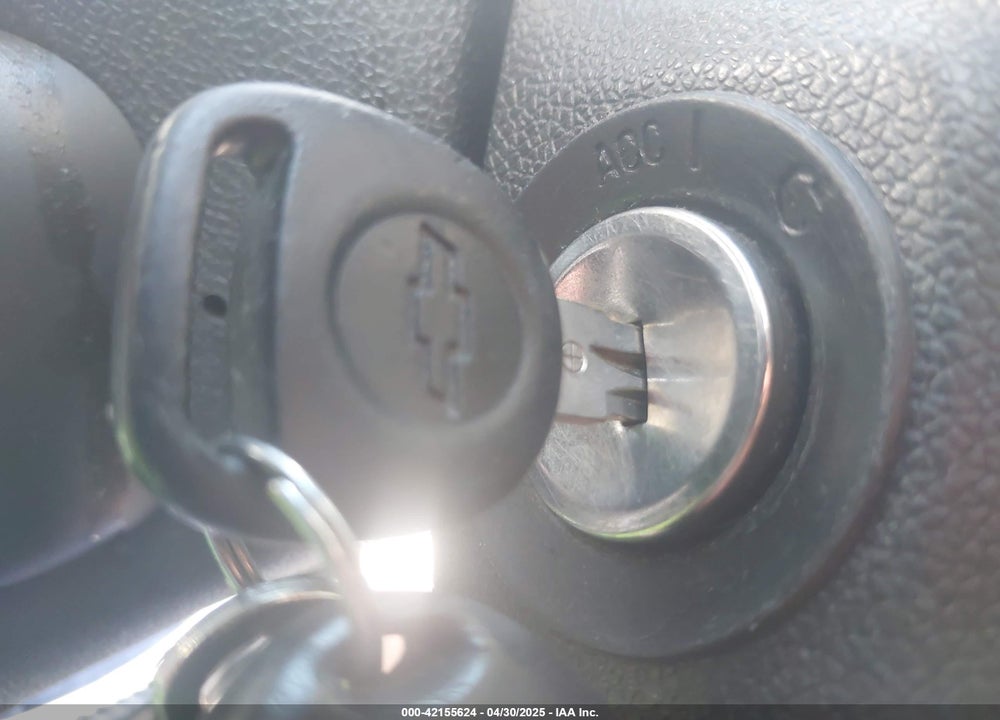 2011 CHEVROLET TRAVERSE LTZ VIN: 1GNKVLED9BJ392357