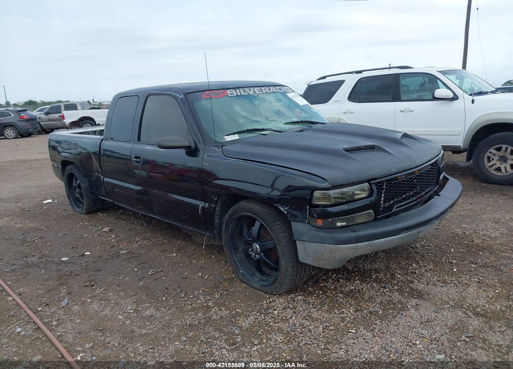 2001 CHEVROLET SILVERADO 1500 LS VIN: 2GCEC19V611253475