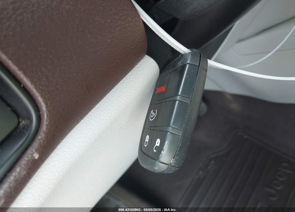 2017 JEEP RENEGADE LIMITED FWD VIN: ZACCJADB6HPE93491