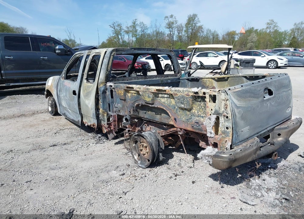 2003 FORD F-150 LARIAT/XL/XLT VIN: 2FTRX08L43CA47188