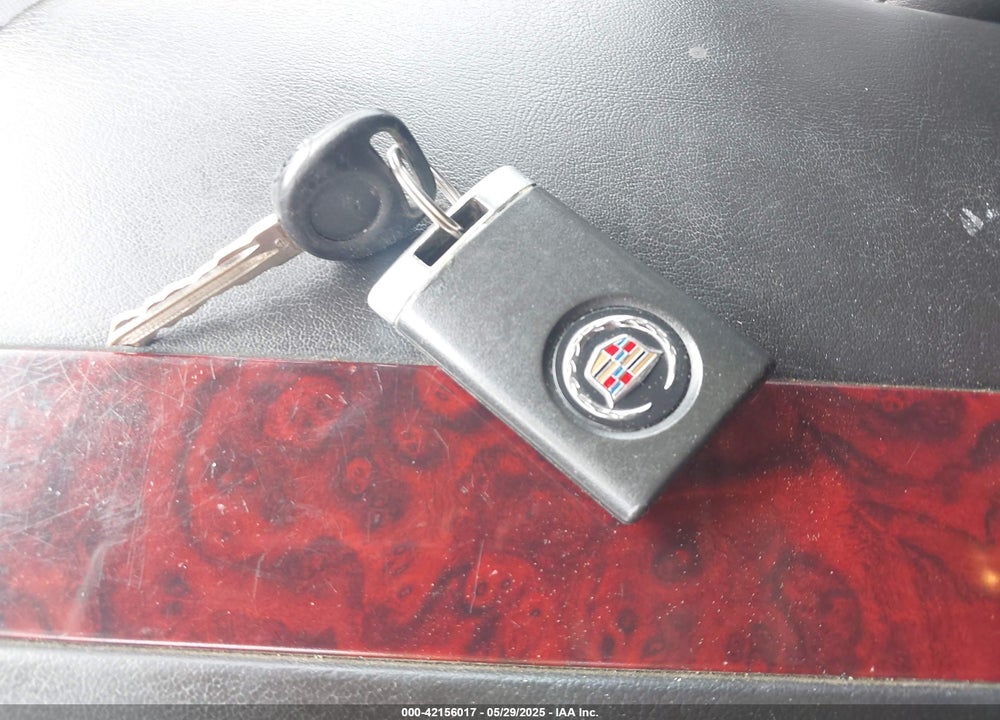 2010 CADILLAC ESCALADE LUXURY VIN: 1GYUKBEFXAR101977