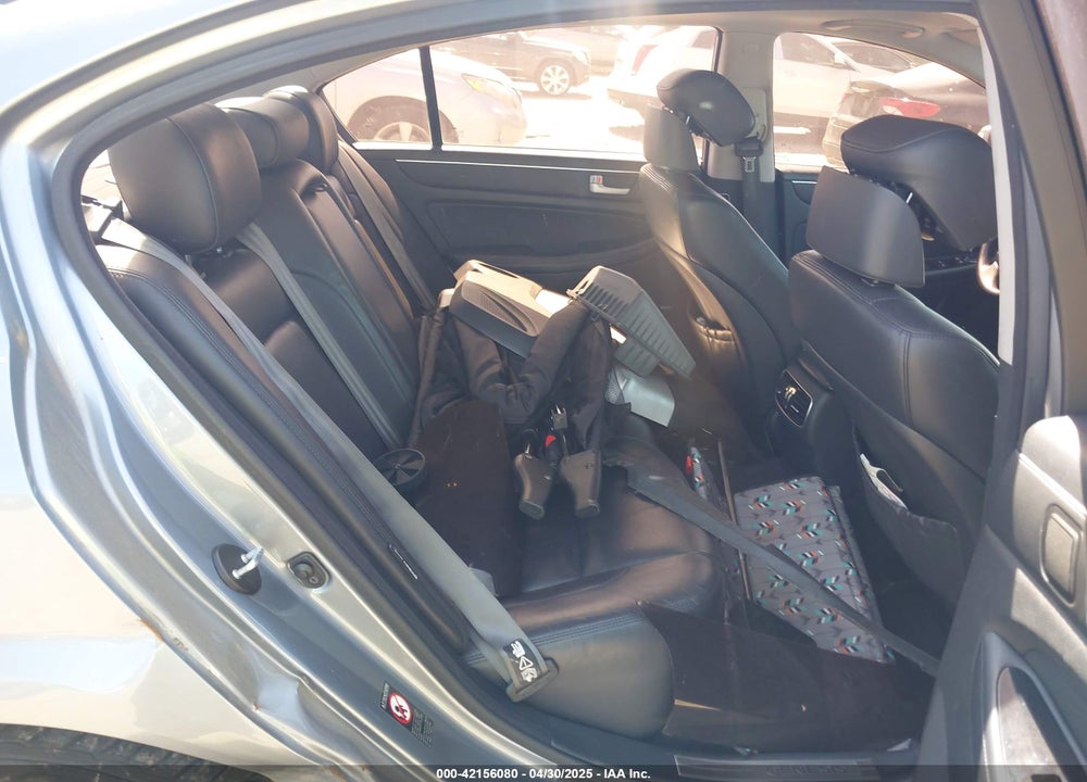 2014 HYUNDAI GENESIS VIN: KMHGC4DD5EU263171