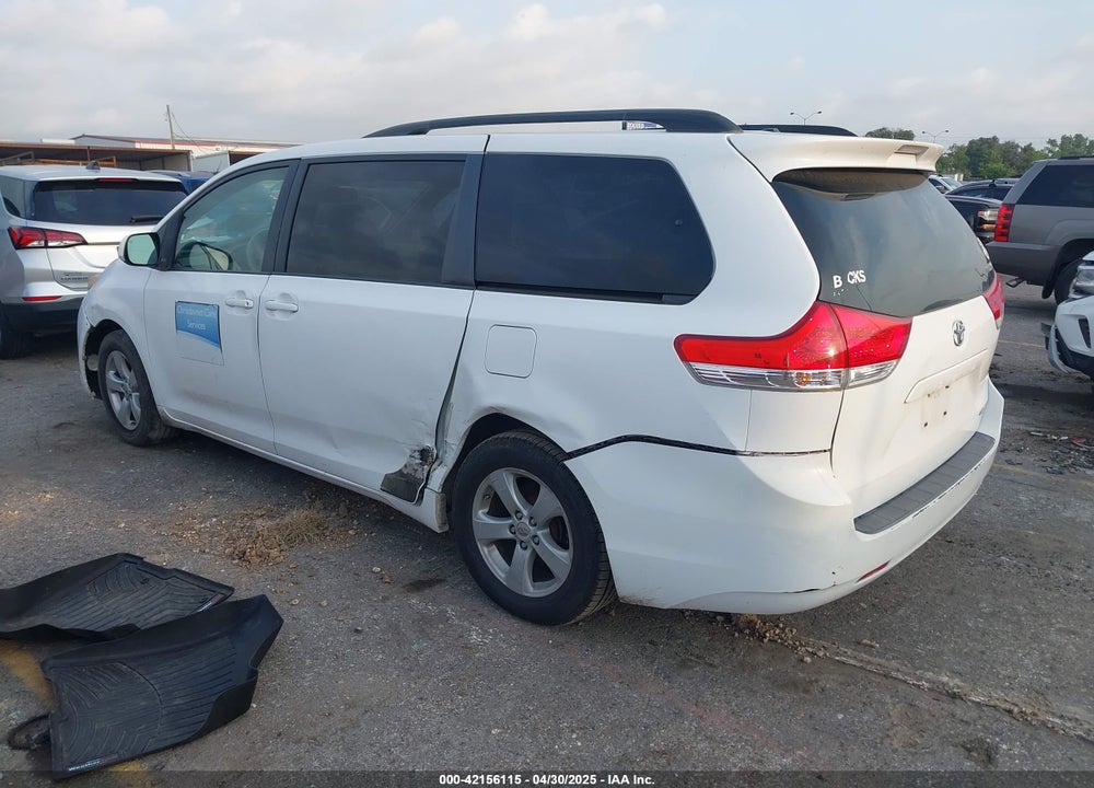 2011 TOYOTA SIENNA LE V6 VIN: 5TDKK3DC3BS101512