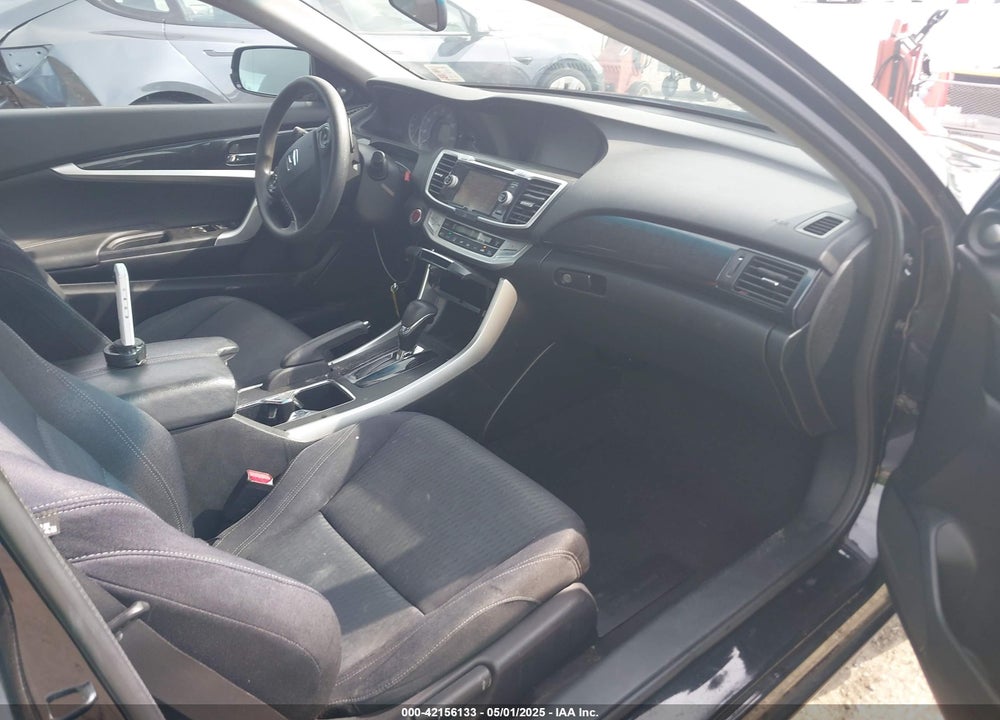 2014 HONDA ACCORD VIN: 1HGCT1B73EA003420