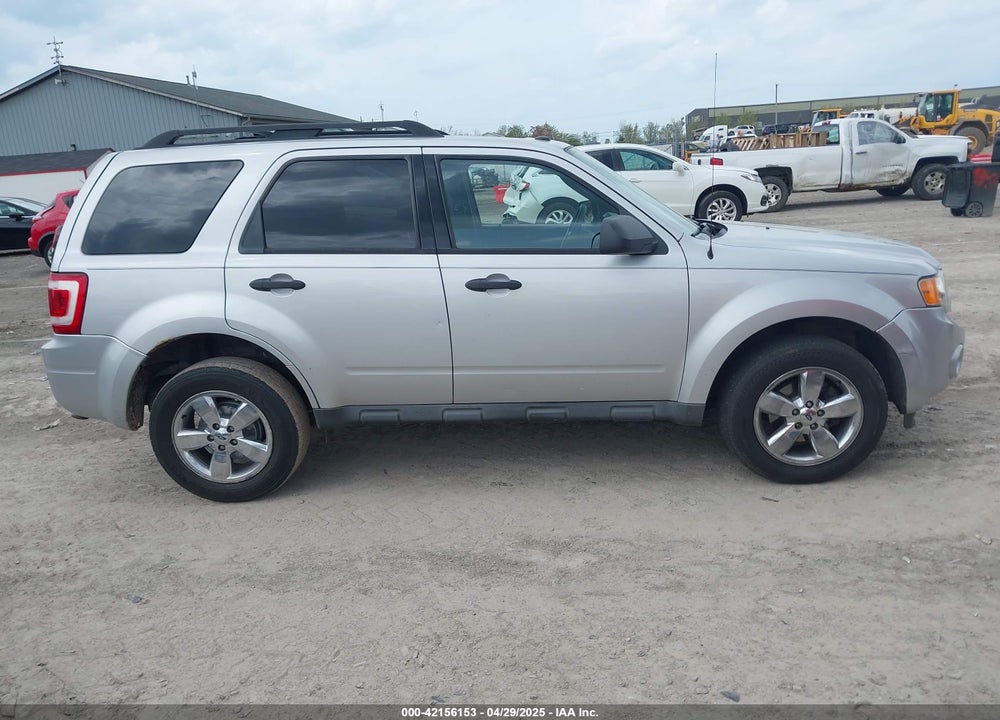 2009 FORD ESCAPE VIN: 1FMCU93GX9KB86707