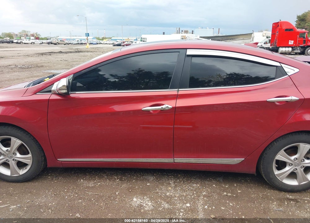 2016 HYUNDAI ELANTRA VIN: 5NPDH4AE7GH776196