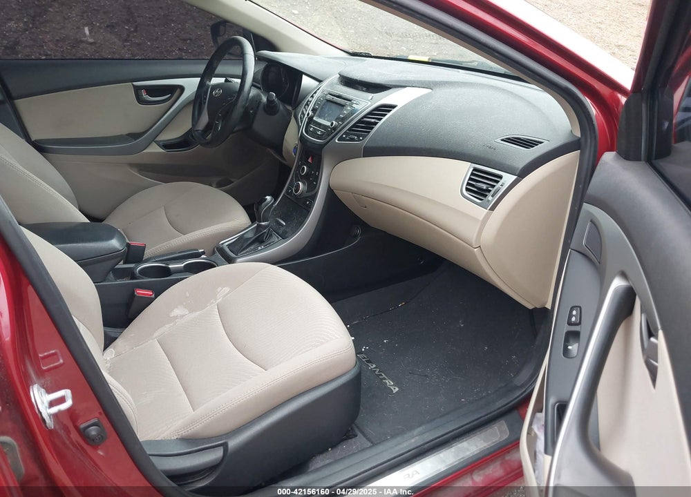 2016 HYUNDAI ELANTRA VIN: 5NPDH4AE7GH776196
