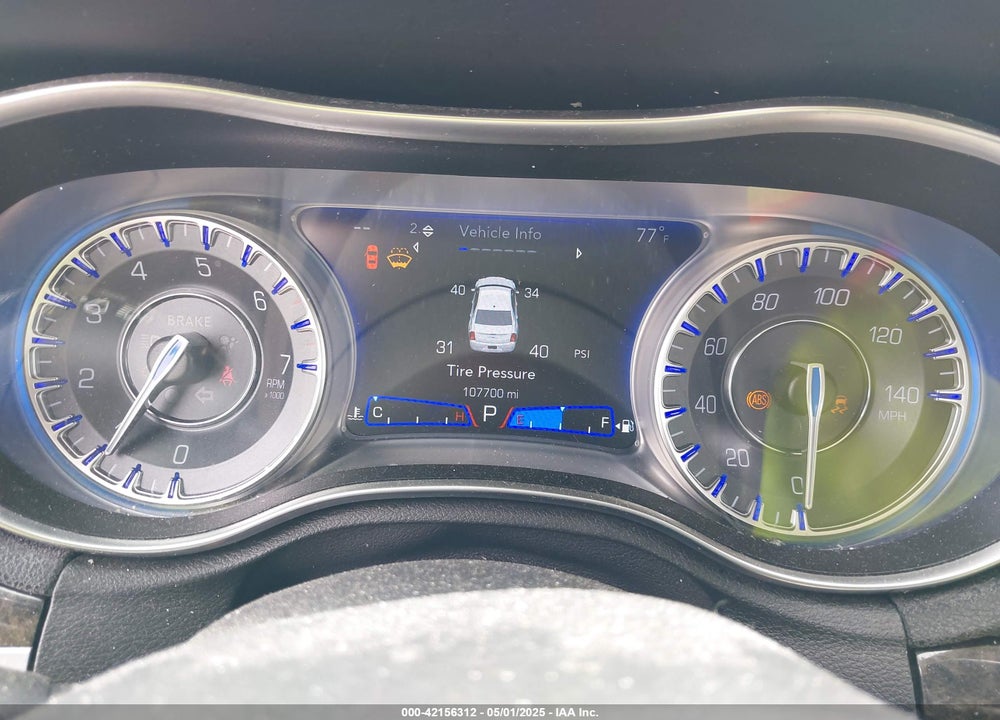 2019 CHRYSLER 300 VIN: 2C3CCAEG1KH536281