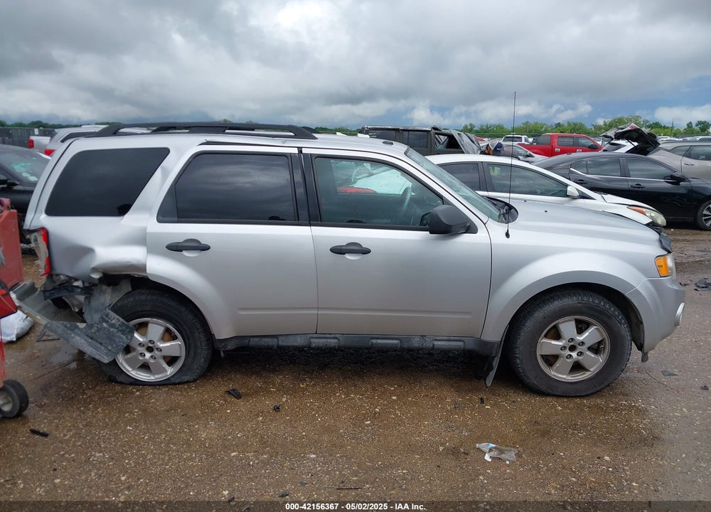 2011 FORD ESCAPE VIN: 1FMCU9DGXBKB76232