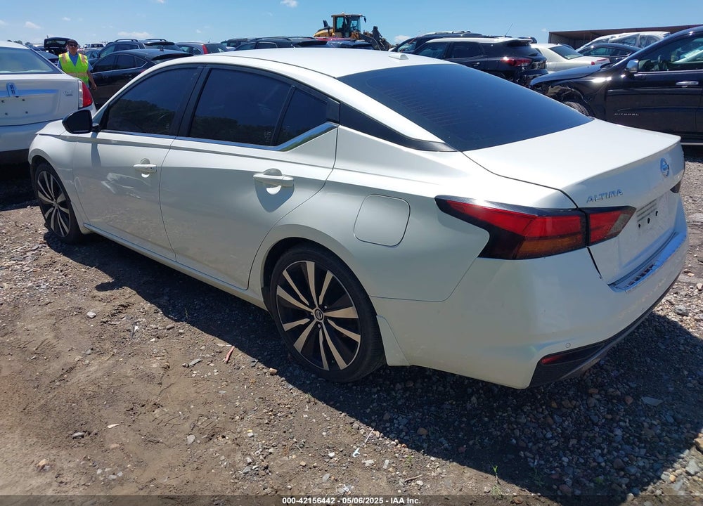 2020 NISSAN ALTIMA SR FWD VIN: 1N4BL4CV5LC256447