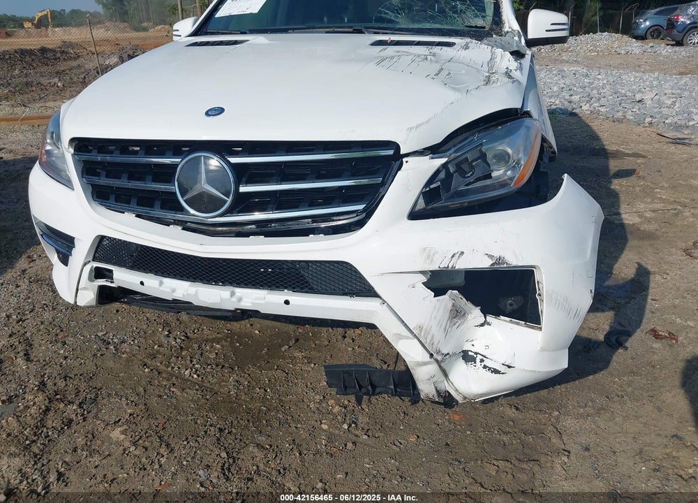2015 MERCEDES-BENZ ML 350 4MATIC VIN: 4JGDA5HB8FA555696