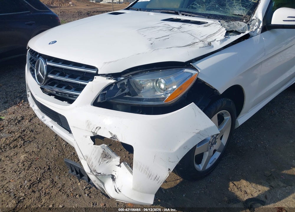 2015 MERCEDES-BENZ ML 350 4MATIC VIN: 4JGDA5HB8FA555696