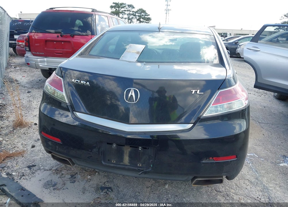 2012 ACURA TL VIN: 19UUA8F24CA029135