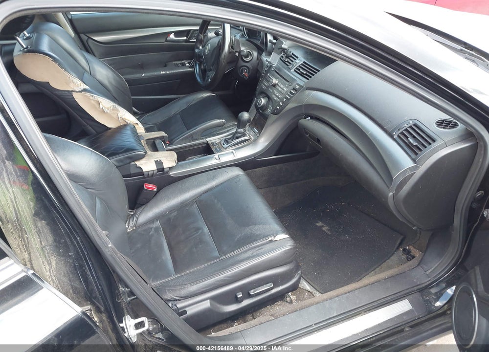 2012 ACURA TL VIN: 19UUA8F24CA029135