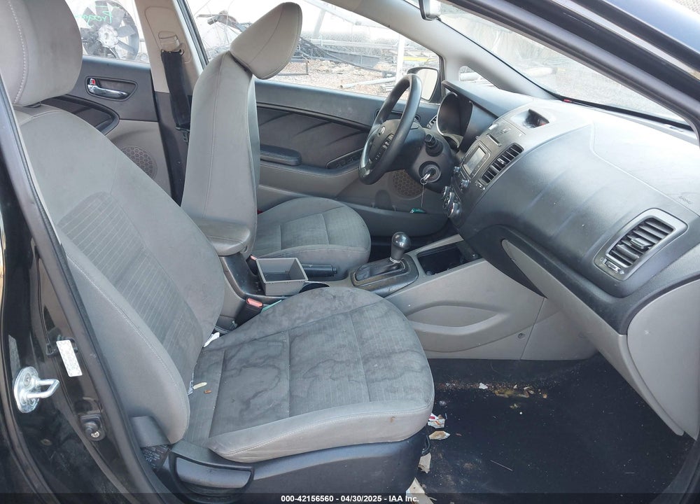 2016 KIA FORTE VIN: KNAFX4A6XG5552745