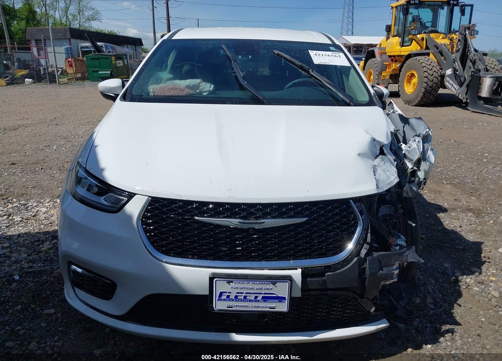 2023 CHRYSLER PACIFICA TOURING L VIN: 2C4RC1BG6PR611245
