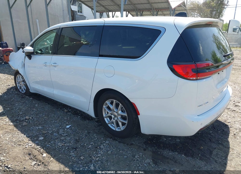 2023 CHRYSLER PACIFICA TOURING L VIN: 2C4RC1BG6PR611245
