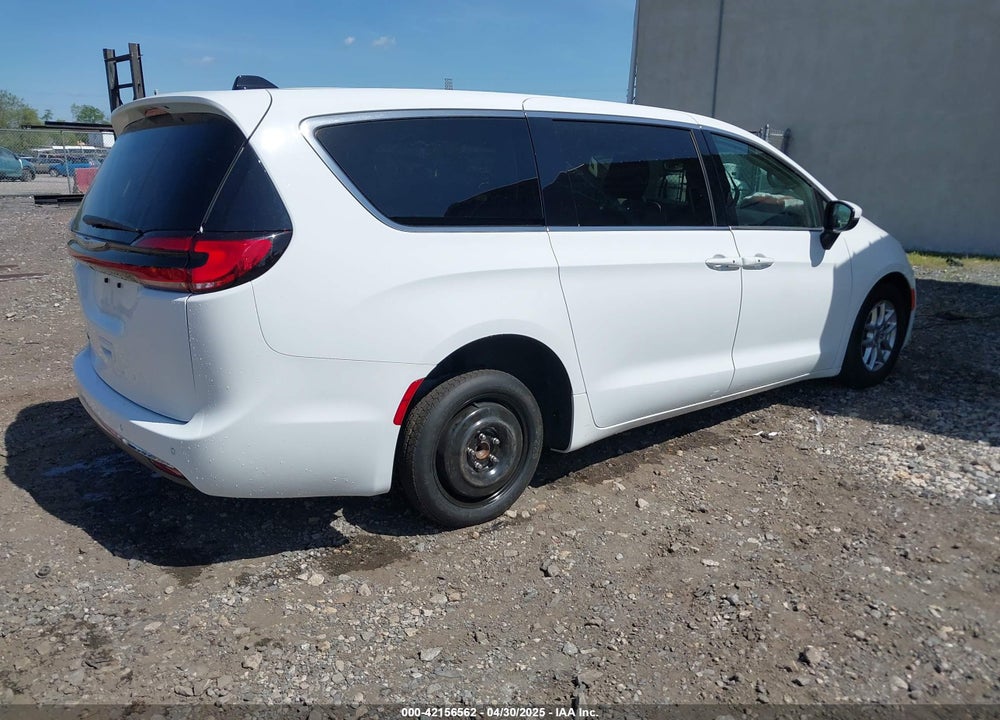 2023 CHRYSLER PACIFICA TOURING L VIN: 2C4RC1BG6PR611245