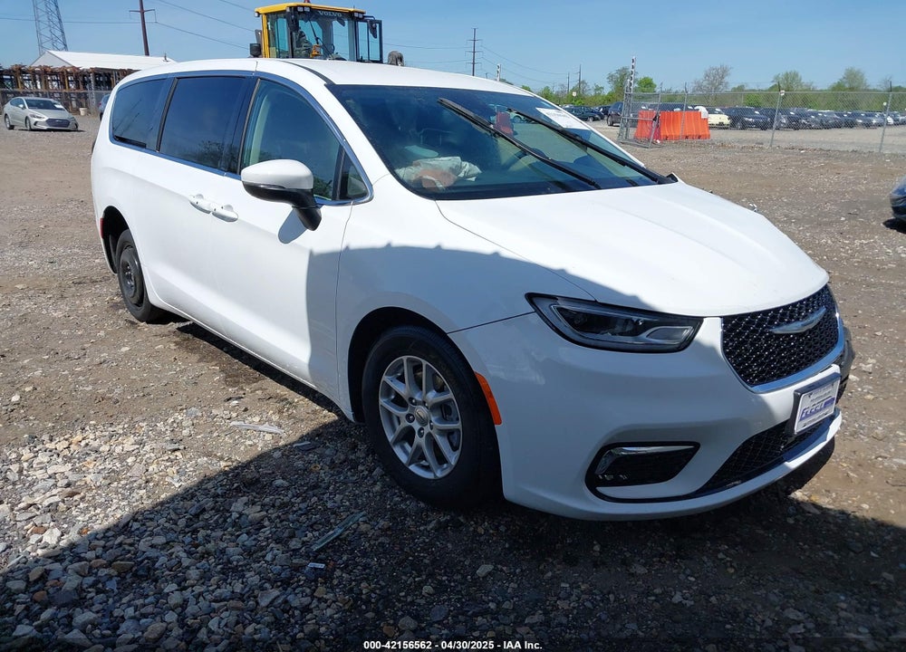 2023 CHRYSLER PACIFICA TOURING L VIN: 2C4RC1BG6PR611245