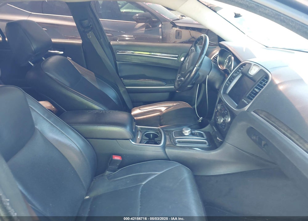 2017 CHRYSLER 300C VIN: 2C3CCAEG4HH632558