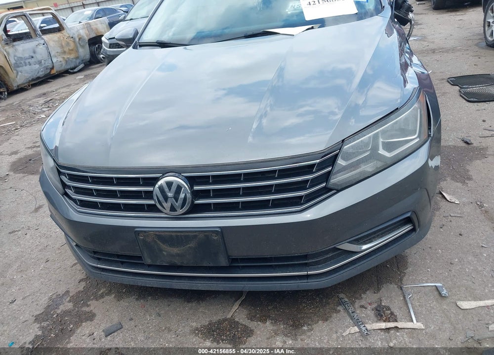2017 VOLKSWAGEN PASSAT VIN: 1VWAT7A31HC073446