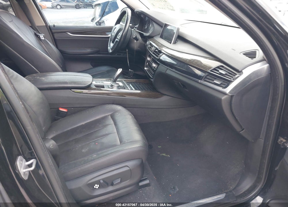 2015 BMW X5 VIN: 5UXKR0C54F0K70605