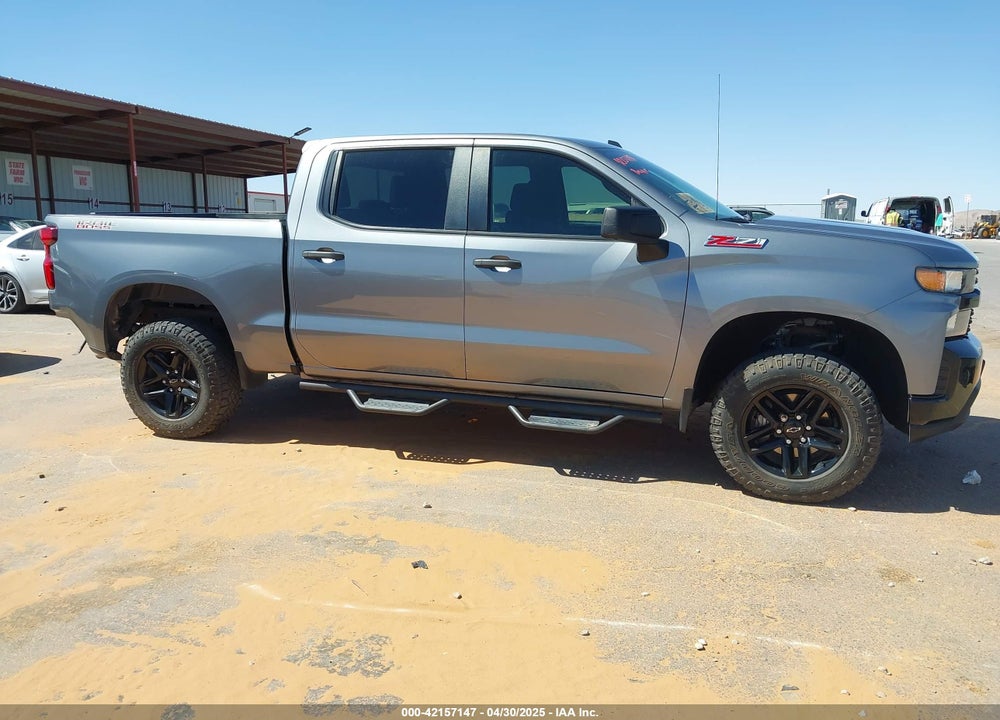 2021 CHEVROLET SILVERADO 1500 4WD SHORT BED CUSTOM TRAIL BOSS VIN: 1GCPYCEFXMZ246125