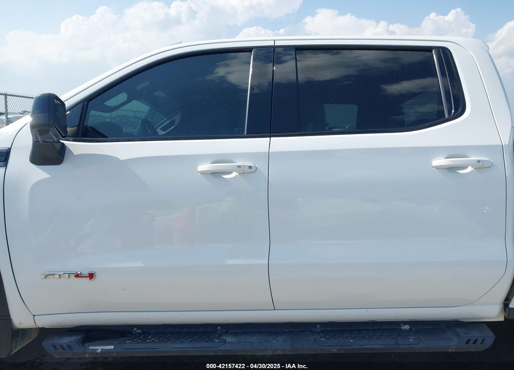 2021 GMC SIERRA 1500 4WD SHORT BOX AT4 VIN: 3GTU9EET5MG407563