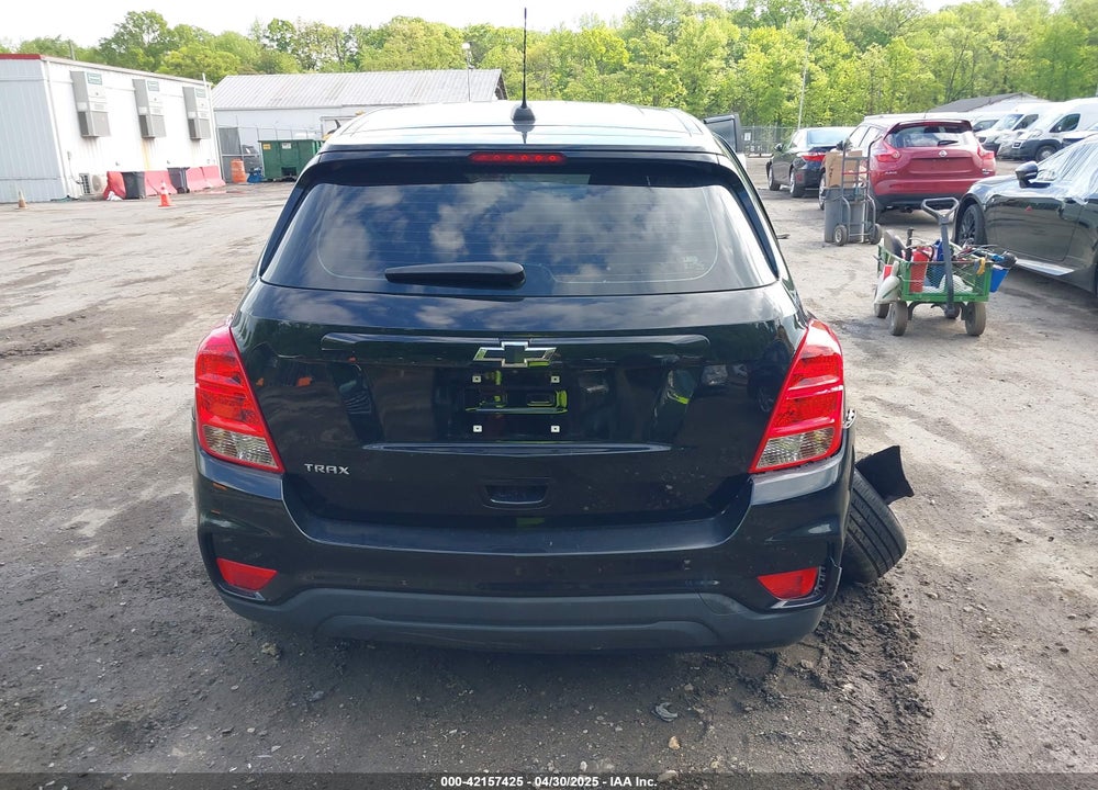 2020 CHEVROLET TRAX FWD LS VIN: 3GNCJKSB8LL226077