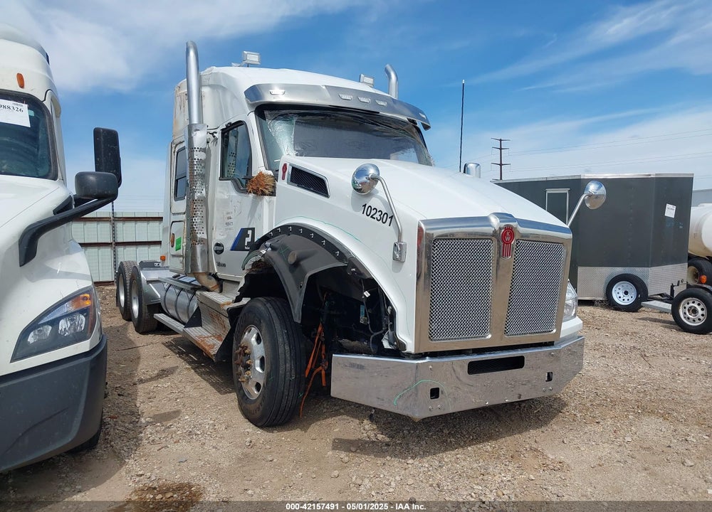 2023 KENWORTH T880 VIN: 1XKZDP9XXPJ262556