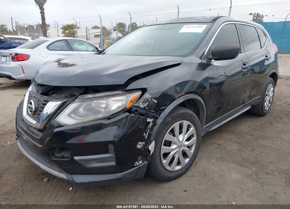 2017 NISSAN ROGUE VIN: JN8AT2MT2HW135702