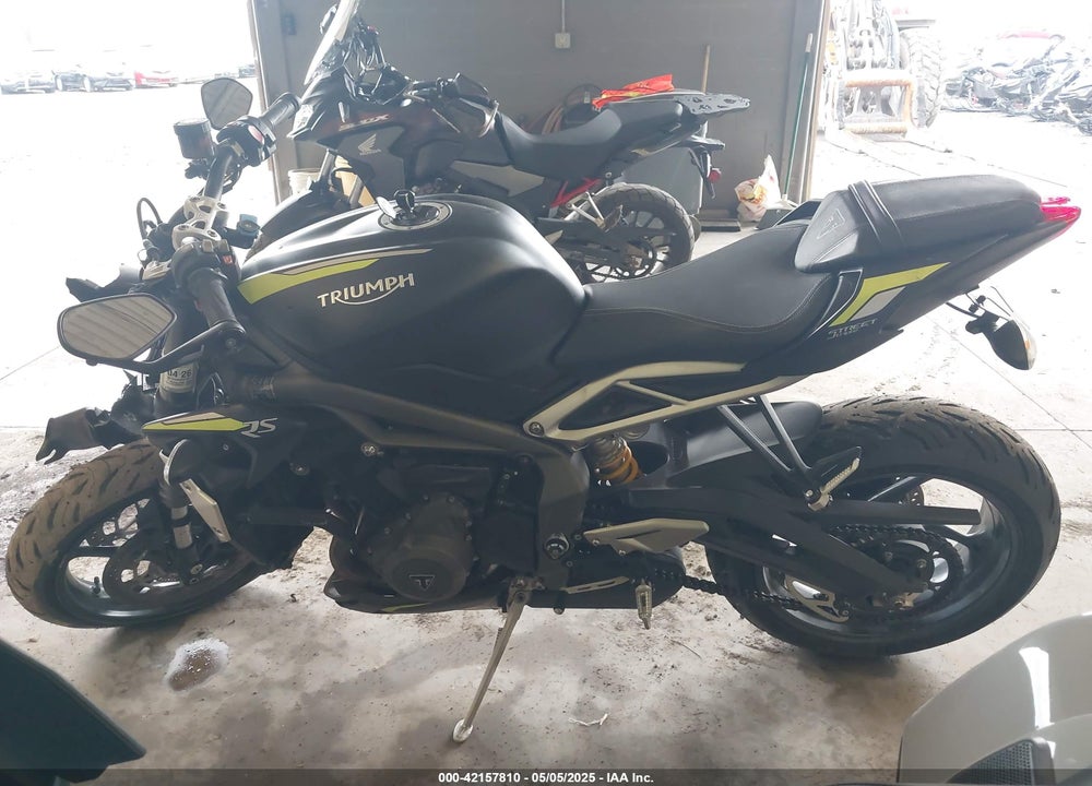 2022 TRIUMPH MOTORCYCLE STREET TRIPLE RS VIN: SMTA554S6NTAV0507