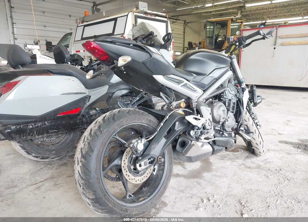 2022 TRIUMPH MOTORCYCLE STREET TRIPLE RS VIN: SMTA554S6NTAV0507