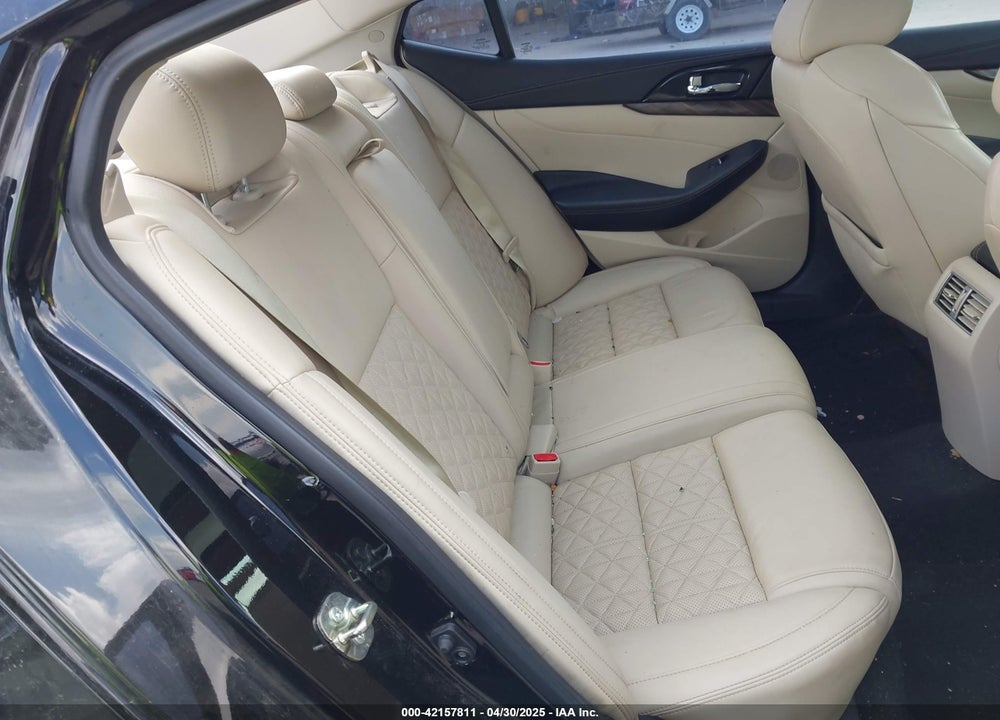 2017 NISSAN MAXIMA VIN: 1N4AA6AP1HC405669
