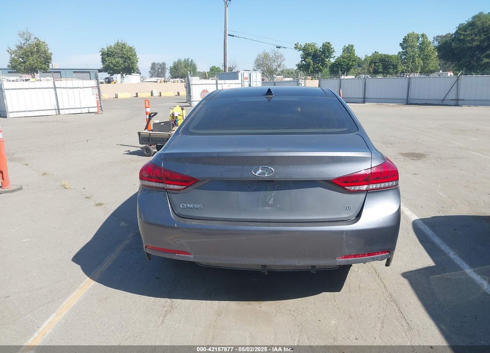 2015 HYUNDAI GENESIS VIN: KMHGN4JEXFU100458
