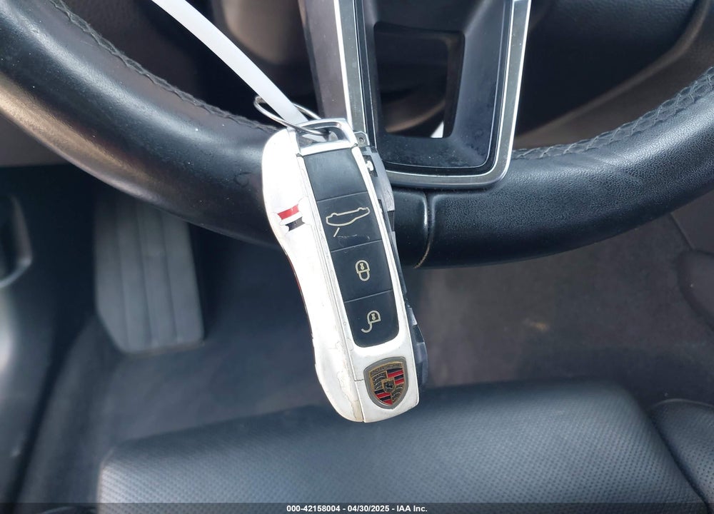 2018 PORSCHE PANAMERA 4 VIN: WP0AA2A74JL109361