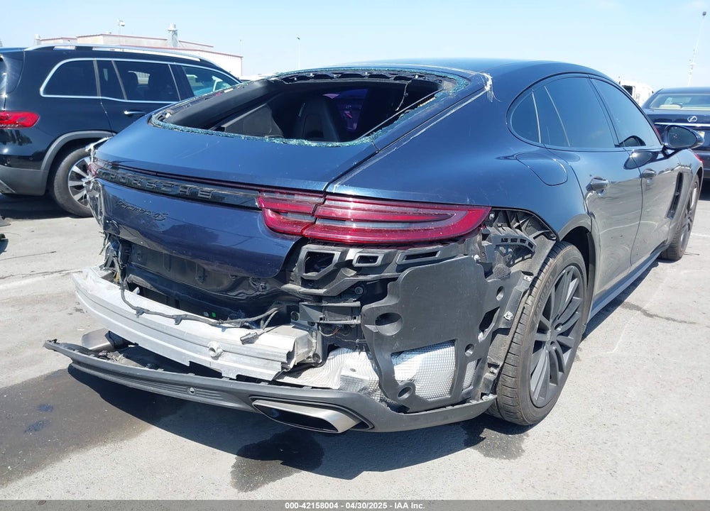 2018 PORSCHE PANAMERA 4 VIN: WP0AA2A74JL109361