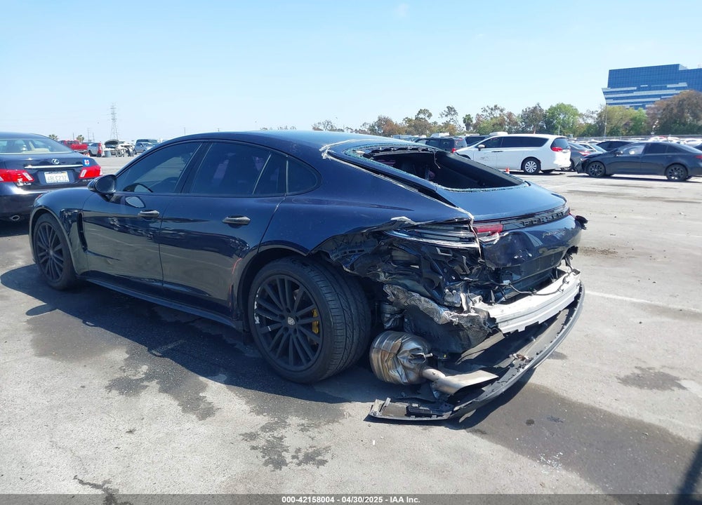 2018 PORSCHE PANAMERA 4 VIN: WP0AA2A74JL109361