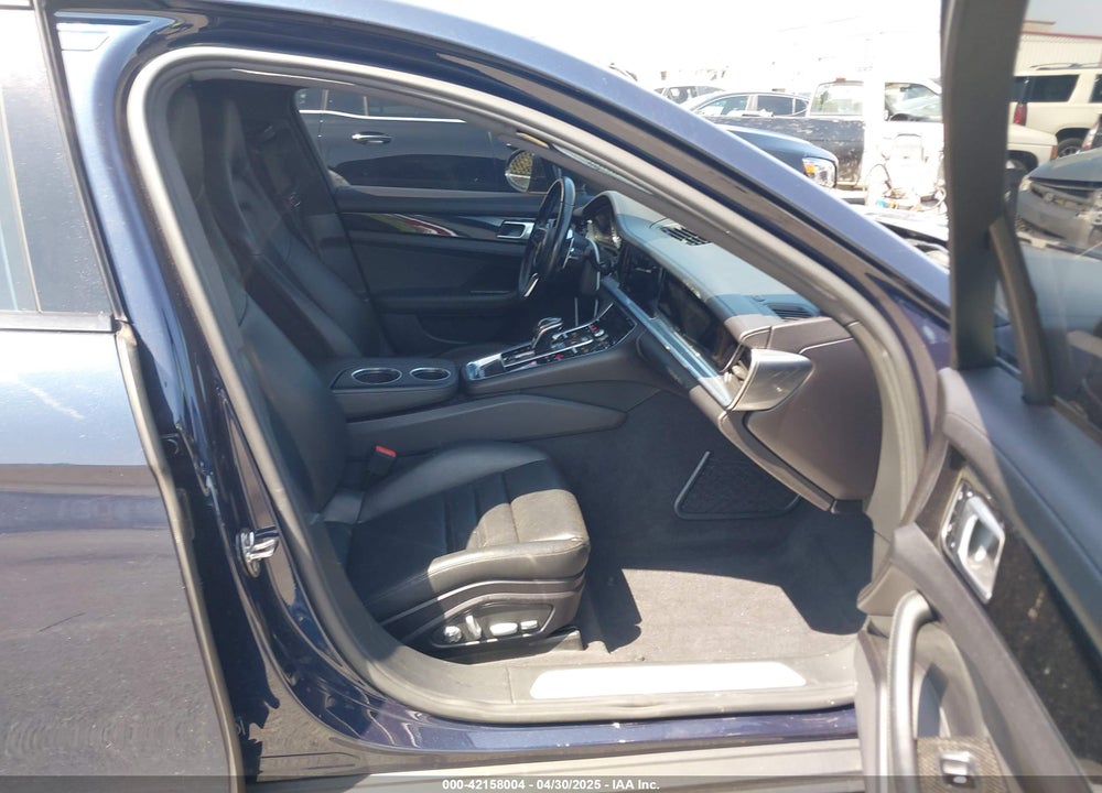2018 PORSCHE PANAMERA 4 VIN: WP0AA2A74JL109361